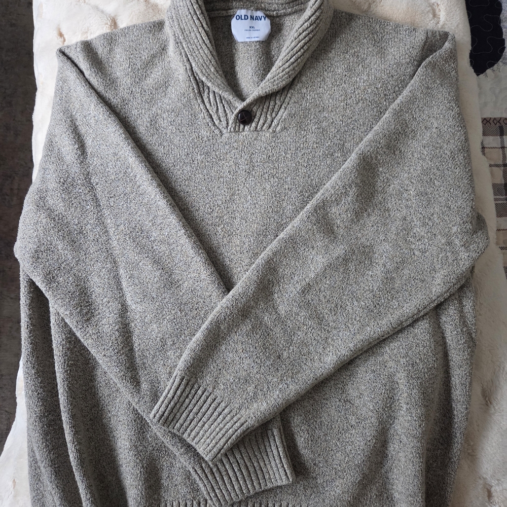 Old Navy Men's Turtleneck Sweater in Gray